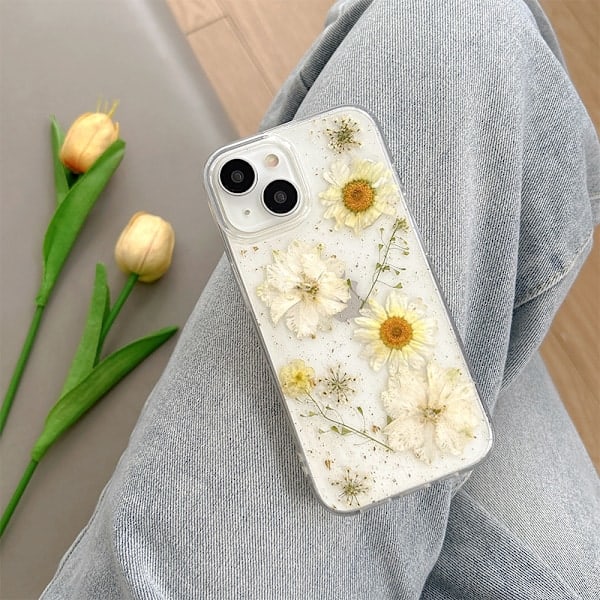 Transparent mobilskal för iPhone 16 Pro med pressade äkta blommor, Glittrande söt vit blommig design, Tunt mjukt TPU-skydd