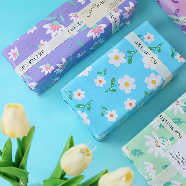 6-pack med 6 olika mönster Små blommiga presentpapper Presentinslagningspapper