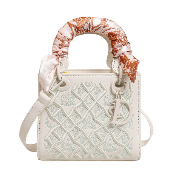 Kraftig broderi diamant Princess Diana väska exklusiv crossbody-väska mångsidig mode silkescarf axelväska damväska 1