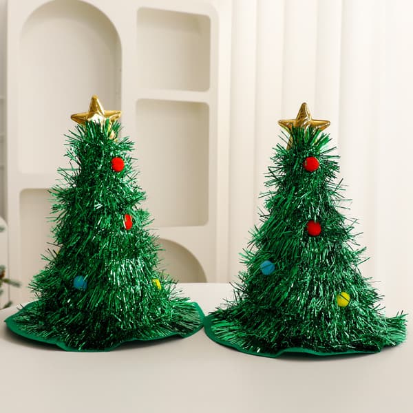 Julehatter, julepynt, julegaver, julehodeplagg, juleornamenter