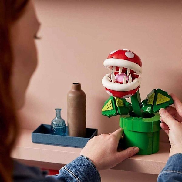 Super Mario Piranha Plant, rakenna ja aseta esille Super Mario Brothers -keräilyesine aikuisille ja teineille, autenttisen yksityiskohtainen aseteltava hahmo, syntymäpäivälahja