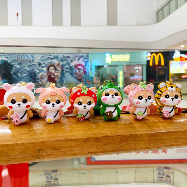 Sød Nøglering Julegave - Kawaii Nytårs Rygsæk Charm Tegneserie Shiba Inu Nøgleringe Bilnøglering til mænd kvinder - på lager