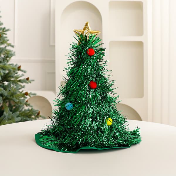 Julehatter, julepynt, julegaver, julehodeplagg, juleornamenter