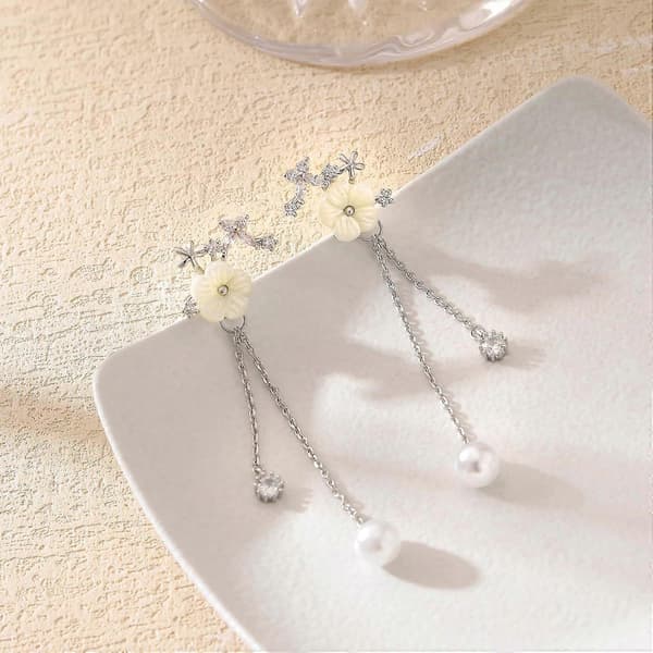 Dingle Perle Drop Øreringe Til Kvinder Trendy Lang Trådkæde Fin Blomst Bryllup Øreringe Til Brude CZ Søde 14K Guld Statement Glitrende Smykker