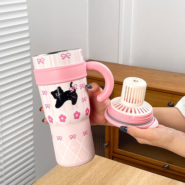 Termosmugg för kattungar, stor kapacitet, jättestor vattenmugg, kallt sugrör, söt dubbeldricksmugg, ismugg för flickor Yellow Apple 700ML