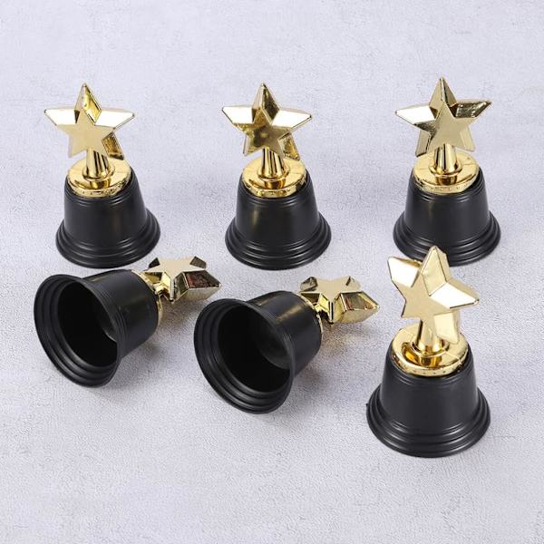 Star Trophies - 4-pack - 13 cm, festpriser för barn, rekvisita, belöningar, vinnare