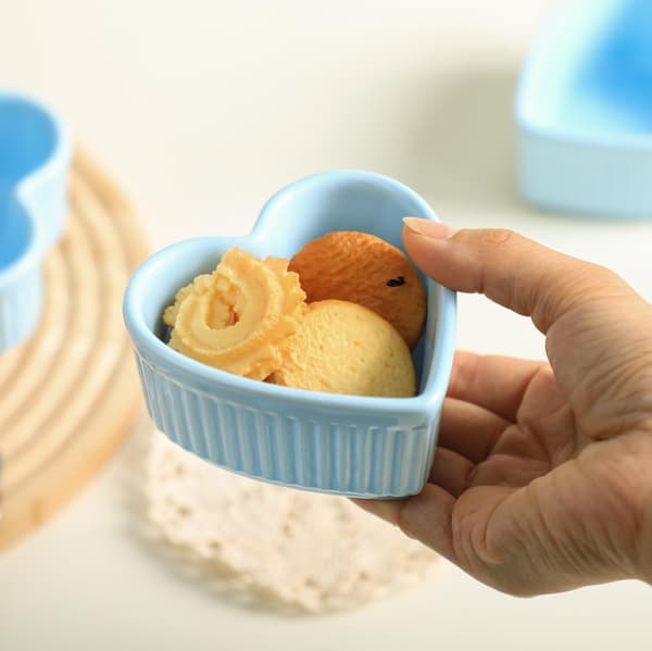 Hjerteformede porcelæns-souffléforme, ramekiner - 3,5 tommer til soufflé, creme brulee og dyppesaucer - Sæt med 4, blå 01