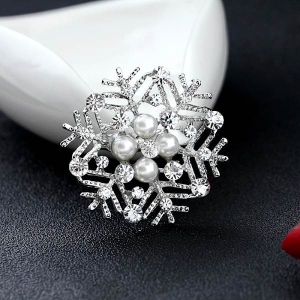 Jule-Snefnug Broche Nål med Diamanter Perler Broscher til Kvinder Mænd Tøj color 2