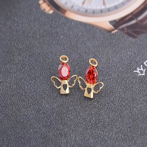 Forgyldte Charm Grøn Rundt Slibet Cubic Zirconia Lykkeengel Design Mini Post Stud Øreringe