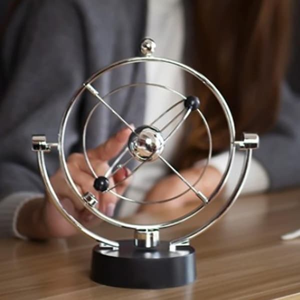 Kinetisk Asteroid Elektrisk Astronomisett Evig Bevegelse USB Batteridrevet