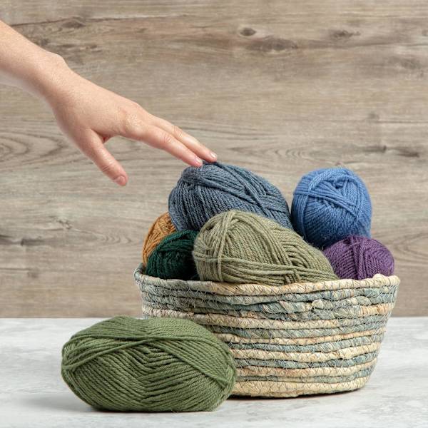 Wool of The Andes Worsted Weight  Ullgarn Rosa (1 Nystan )