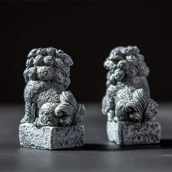 Dekorasjoner til akvarium, akvariumsdekorasjon, mini-ornamenter tilbehør, mini løvestatue/par