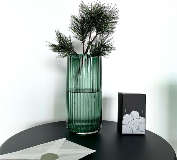 Premium Förtjockad Grön Glasvas, Ribbad Glasblomvas för Rustik Heminredning