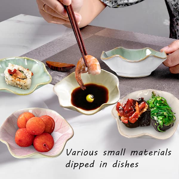 Keramisk Skeholder, Blomsterformet Skeholder til Køkken, Sovseskåle, Sushi Soja Dyppeskål, 2 stk., Hvid