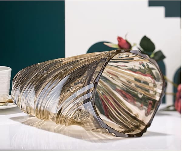 Moderne minimalistisk vase håndlaget blomsterdekorasjon