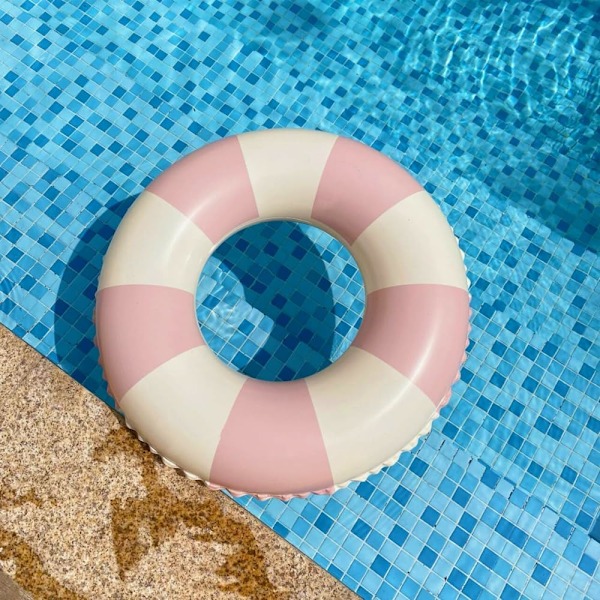 Barnens simring, uppblåsbar pool flyter simrör flotte leksak sommar vatten kul lounge strand sjöfest