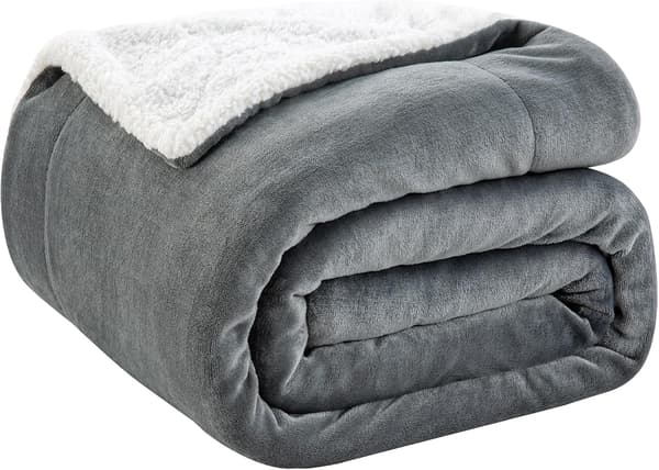 Sherpa Fleecetæppe - Superblødt og varmt hyggetæppe til sofa og seng, gråt tykt fluffy tæppe til vinter, (127 x 152 cm)