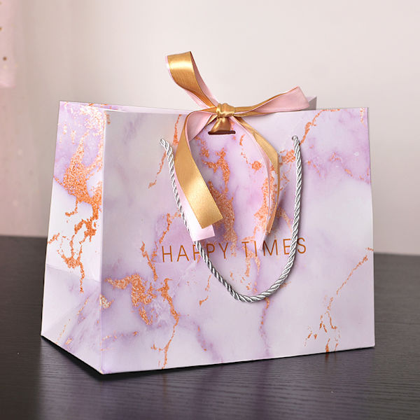 Lahjapaperikassi Jousi 25*20*12cm, Lahjakassit, Lahjakassit Lasten Syntymäpäiville, Lahjapaperikassit Syntymäpäiville, Juhliin ja Jouluun