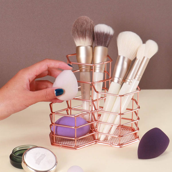 Makeup børsteholder i metal, gylden rose, kosmetikopbevaring, skønhedssvampe, blenderholder, display