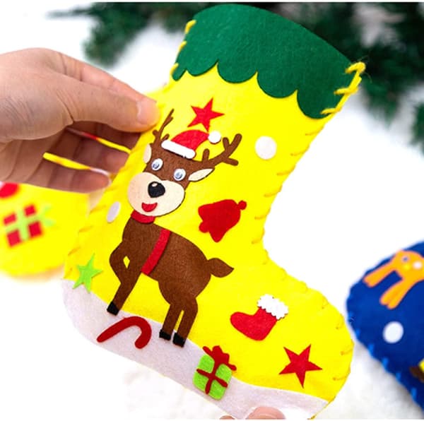 10 stk. julefilt DIY julestrømper håndværk, julepynt, julehåndværk strømper, snemand julemand elg dekoration