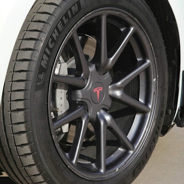 4 stk Tesla hjulkapselsett for originale standardfelger senterkapsler navkapsler - Tesla Model 3 (Titanium Deep Gray med rød T-logo)