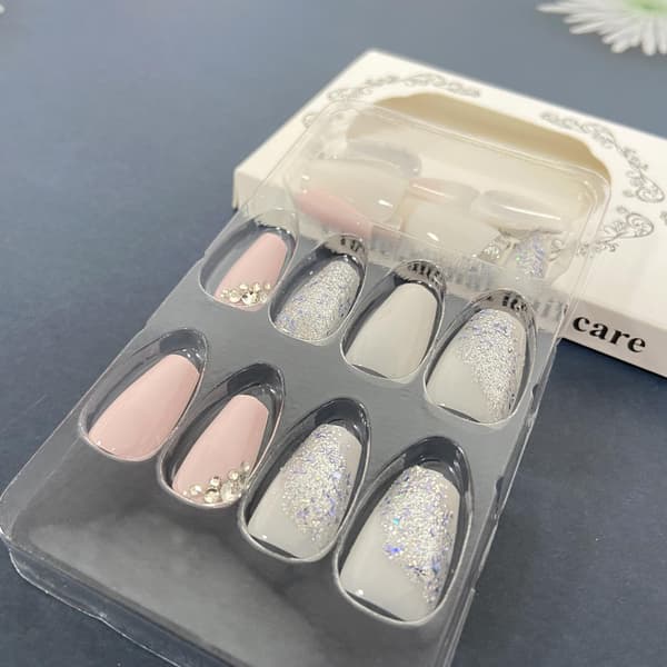 Silver Glitter Press on Nails Medium Square Fake Nails with Rhinestones Design Glossy Pink White Artificial False Nails