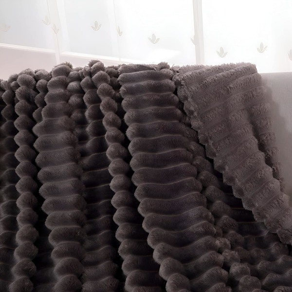 Harjattu fleecepeitto, Täydelliset sohva- ja sängynpoistot 120*200cm, Superpehmeä ja mukava käsituntuma, täydellinen lämmitykseen kaikille perheenjäsenille (tummanharmaa)