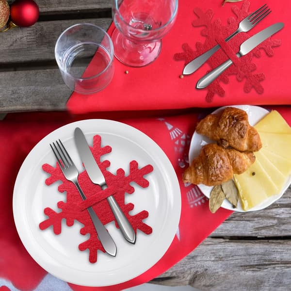 4 stk. julebestikholdere, julesnefnugformede bestikposer til julepynt, middagsbord, festpynt (rød)