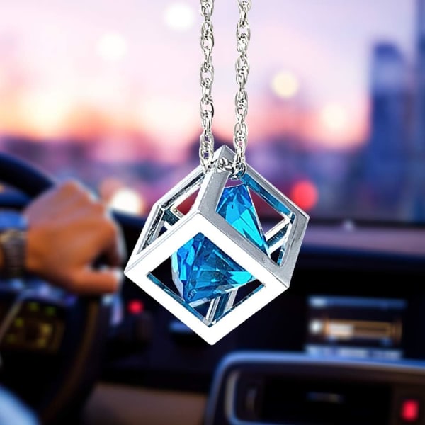 Blue Diamond Cube Crystal Car Backspegel Berlocker, Bling Biltillbehör, Sun Catcher Hängande prydnad med kedja