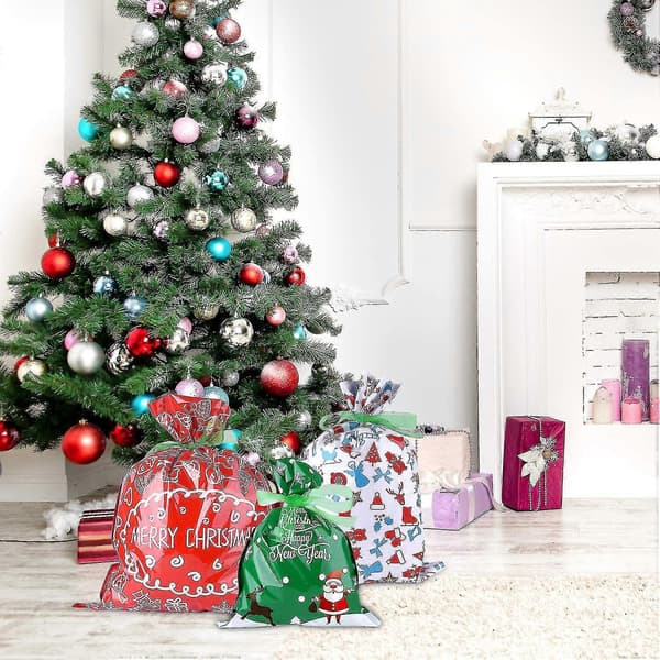 Julklappspåsar, presentförpackning, olika presentstilar, julförpackning, presentpåsar med band