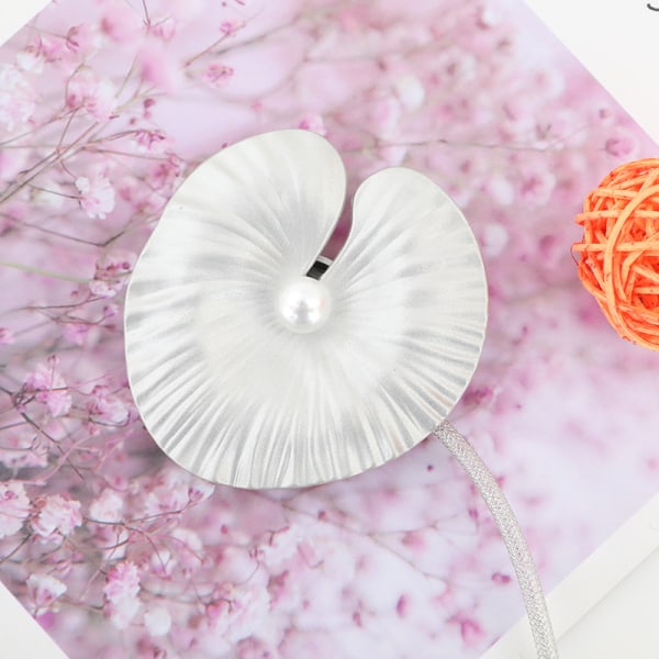 Hvide gardinbindinger med magnetiske knapper, gardinbindinger (sæt med 2) Legering Lotus dekorative magnetiske gardinbindinger til seng