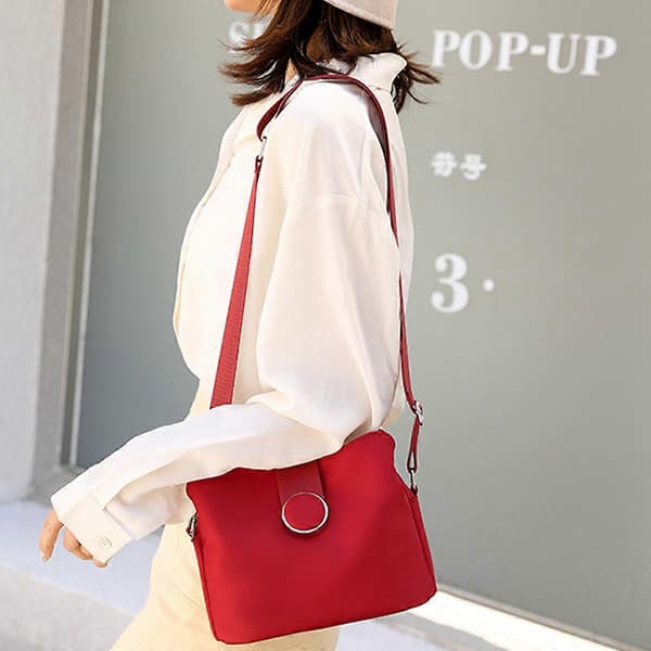 Lett medium crossbody-veske, dame skulderveske, med justerbare stropper