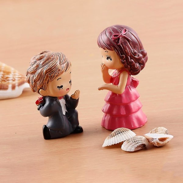 2 stk. Frierpar Miniatyrfigurer Ornament Hjemhage Dukkehustpynt