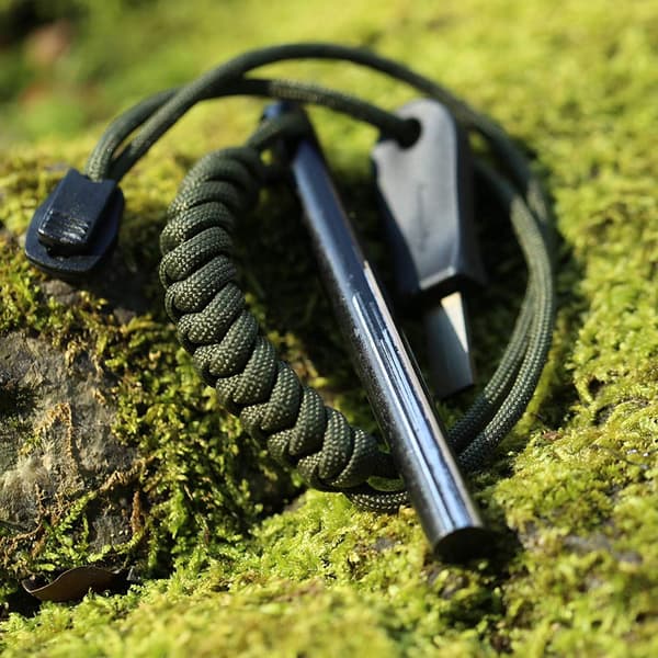 Survival Fire Starter, Flint Tool and Fire Starter Kit | Ferro Rod with Paracord, Hook, Handle and Fire Starter