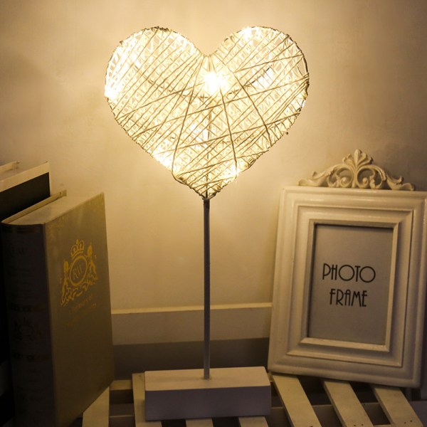 Dekorativ Bordlampe Hjerte LED Lys Bomuldsreb Sengelampe Hvid