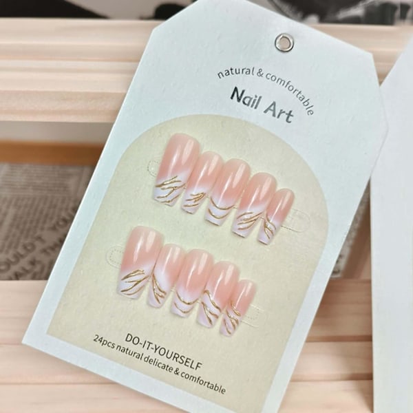 Lange Løsnegler Kiste Gradient Trykk på Negler Nude Negltupper Full Dekning Galaxy Fake Negler for Kvinner og Jenter 24 stk