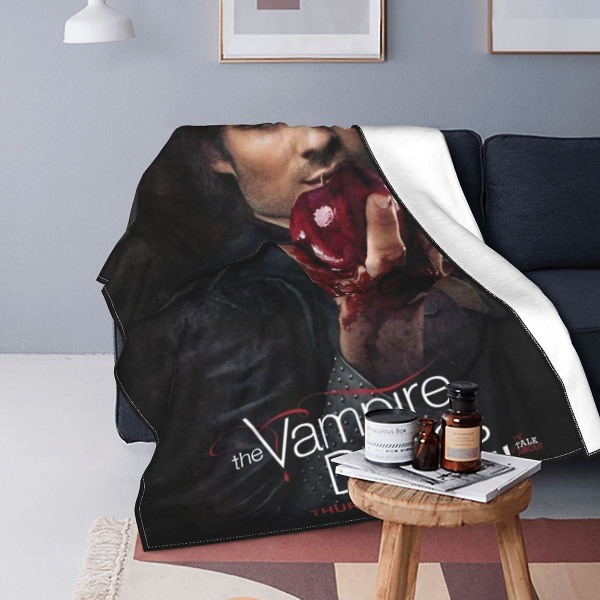 Damon Salvatore The Vampire Diaries Fleece-teppe - Horror, Multifunksjonelt, Varmt, Reiseteppe, Sengteppe