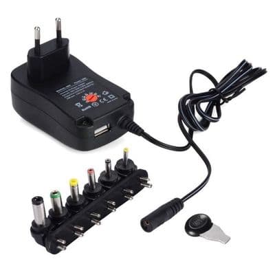 PChero Universal AC/DC Strømadapter - 6 Utskiftbare Spisser - Justerbare 3-12V Utganger - 5V 2.1A USB-port