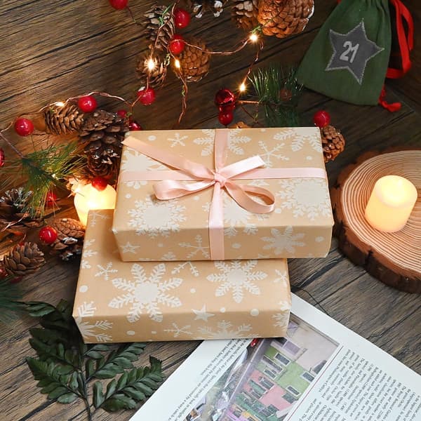 1m (1m x 44cm) Roll Kraft White Snowflake Wrapping Paper Roll,
