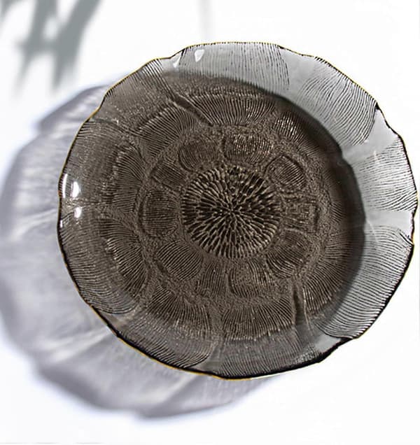 Fruit plate in glass crystal, clear serving plate, lotus-shaped dinner plate, multi-function tray, snack candy, decorative plate