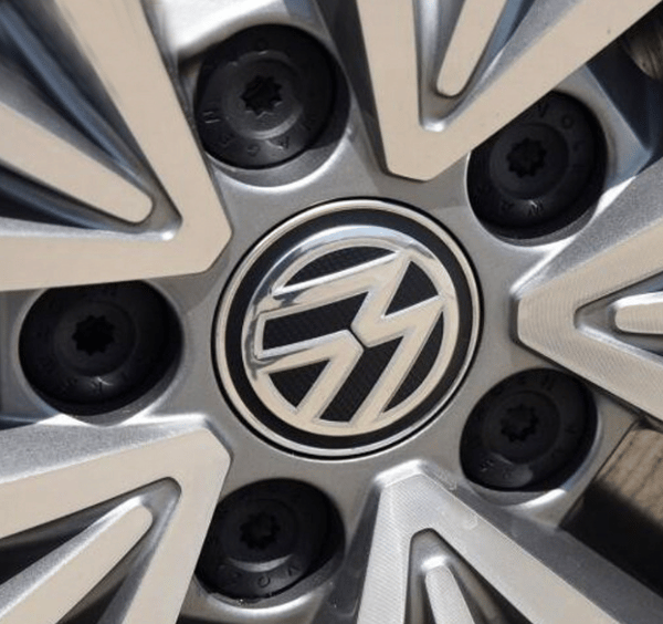 Volkswagen sort etiket, 4-pak 65 mm til Volkswagen nav