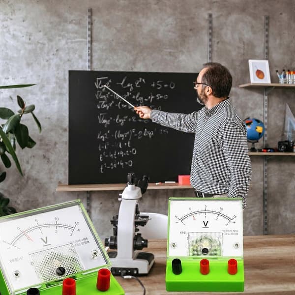 Amperemeter Voltmeter for Elektriske Målinger for Fysikklærere og Studenter [DB]