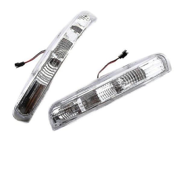 Et sæt bakspejle med blinklys og LED-sidemarkeringslys