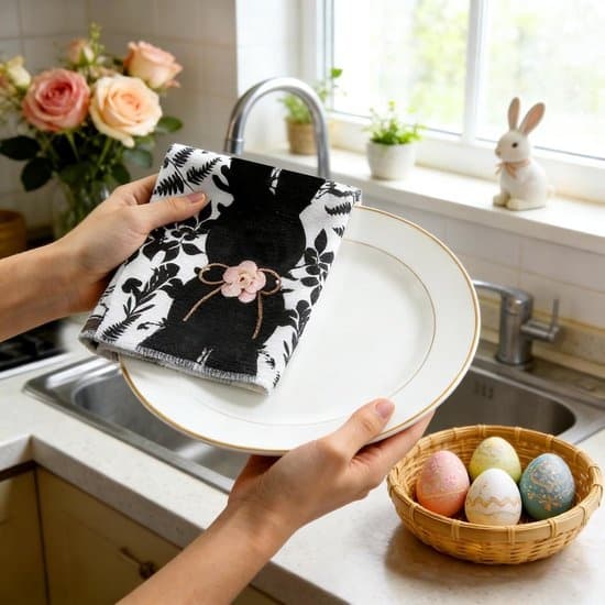 Easter Towels - Set of 2 Easter Towels - 45x66 cm - Easter Towels with Rabbit Motif - Absorbent and Quick-Drying Kitchen Towels