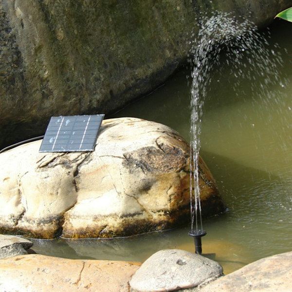 Solcellevandpumpe til springvand