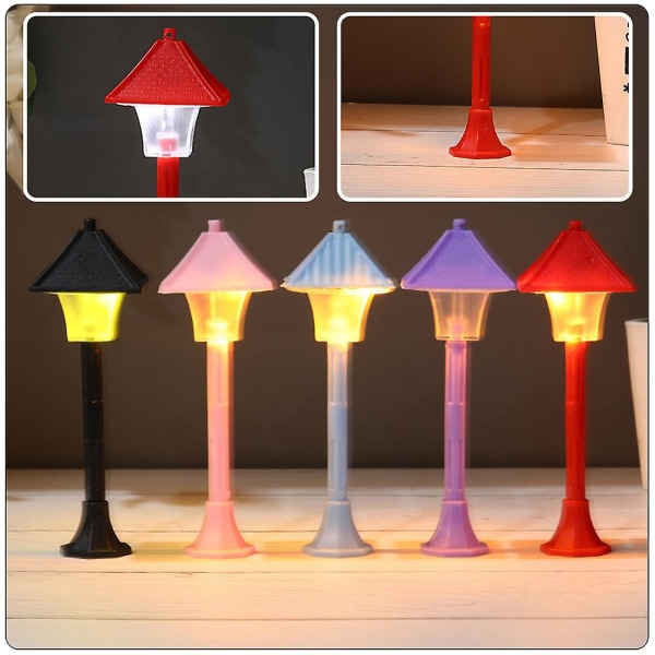 4 stk. Miniature Dekoration Model Jernbane Tog Lampe Mini Gadelygte Pæl Plastik Legetøjs Hus Mini Stre Red 13X4X4CM