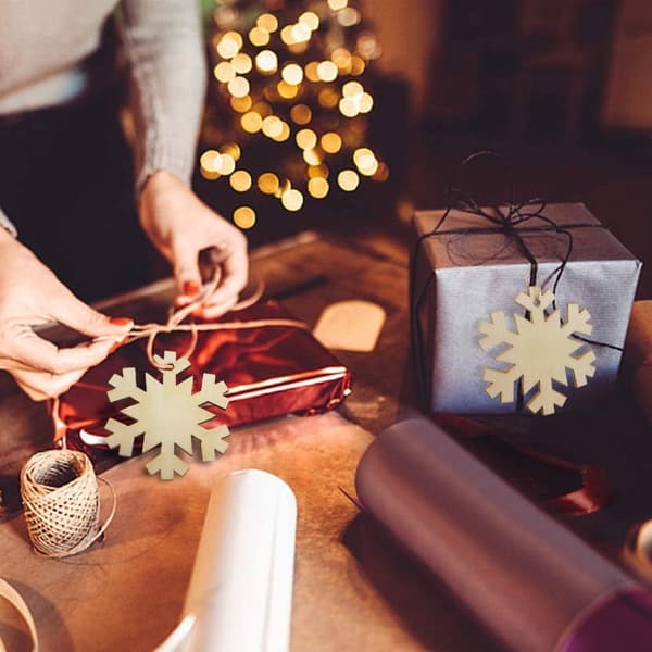 Julgran 60 st träjulgransprydnader, snöflinga Sh