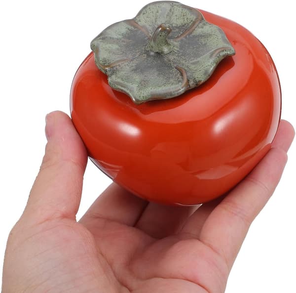Kaki-shaped storage jar, sealed jar, ceramic material, creative design, easy to clean, snack storage