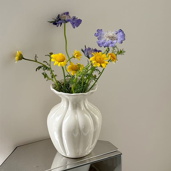 1 Ceramic Vase for Tabletop Flower Arrangements, Decorative Ceramic Vase