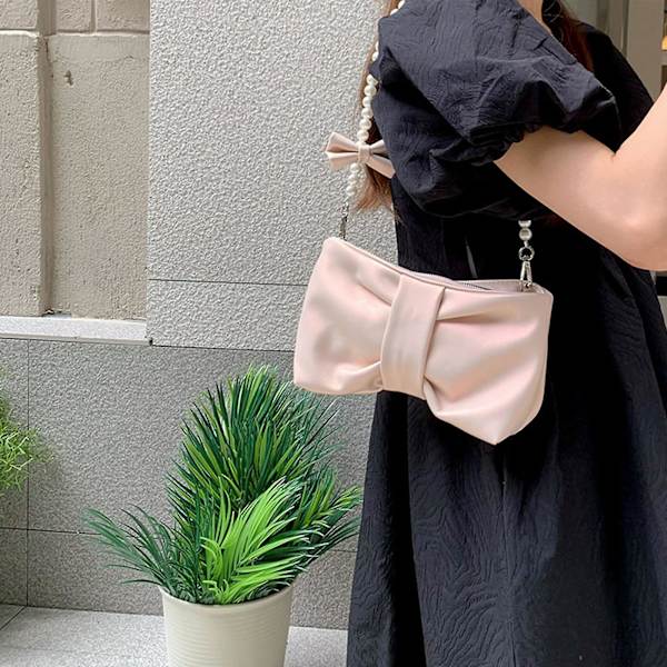 Koreansk Crossbody Väska Pärlkedja Underarm Väska Rosett Axelväska Vit